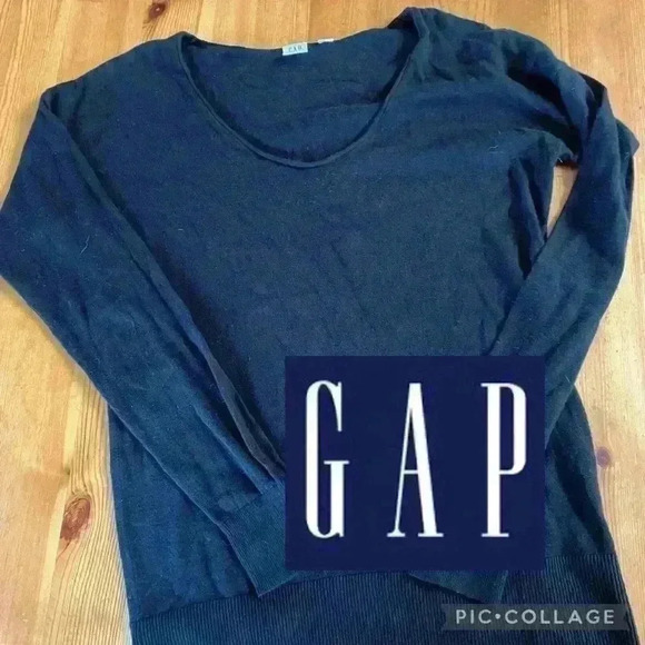 Gap V neck Black Sweater - Picture 1 of 9